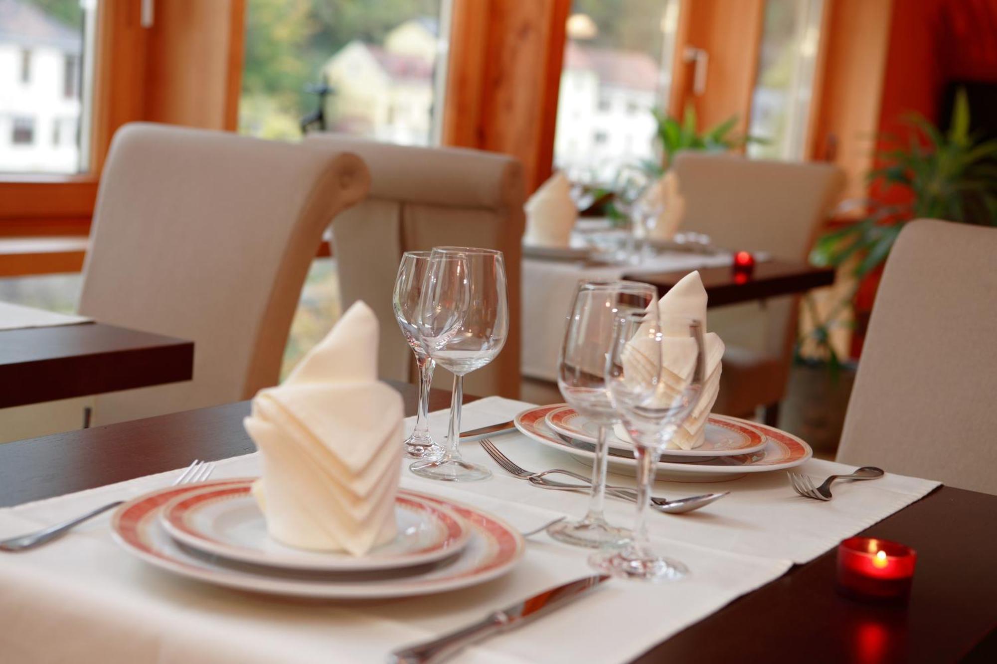 Hotel - Restaurant " Victor Hugo" Vianden Exteriér fotografie